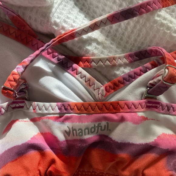 Handfull Adjustable Bra - Picture 2 of 2